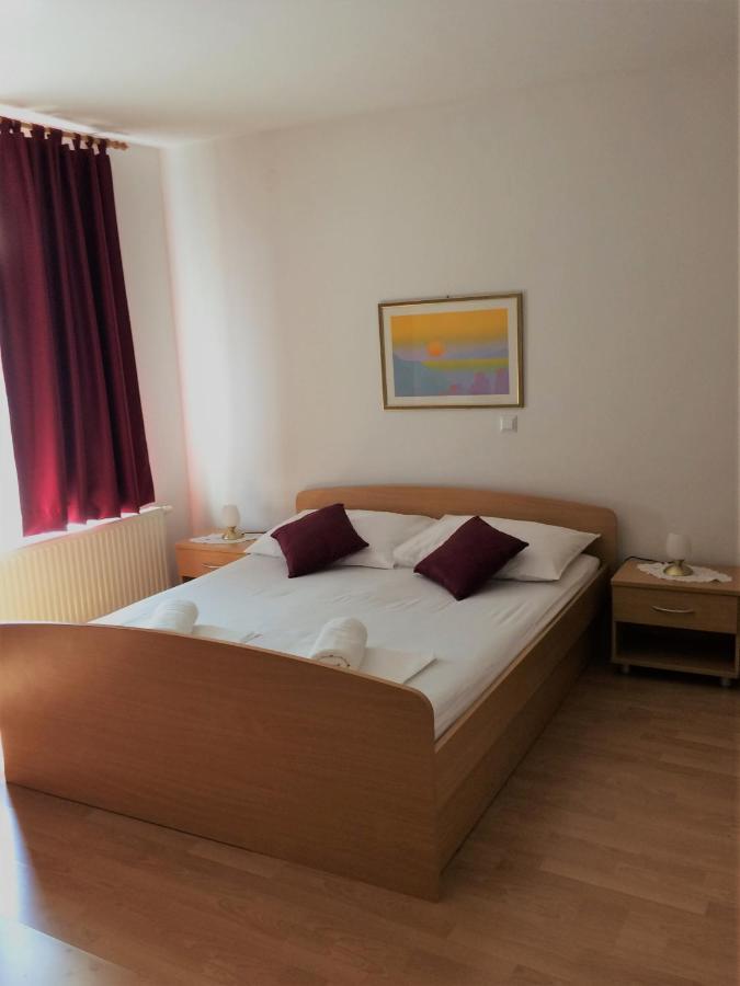 Apartman Pod Forticu Hvar Town Bagian luar foto