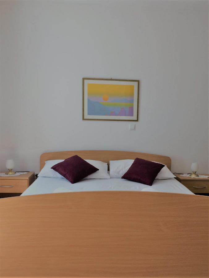 Apartman Pod Forticu Hvar Town Bagian luar foto